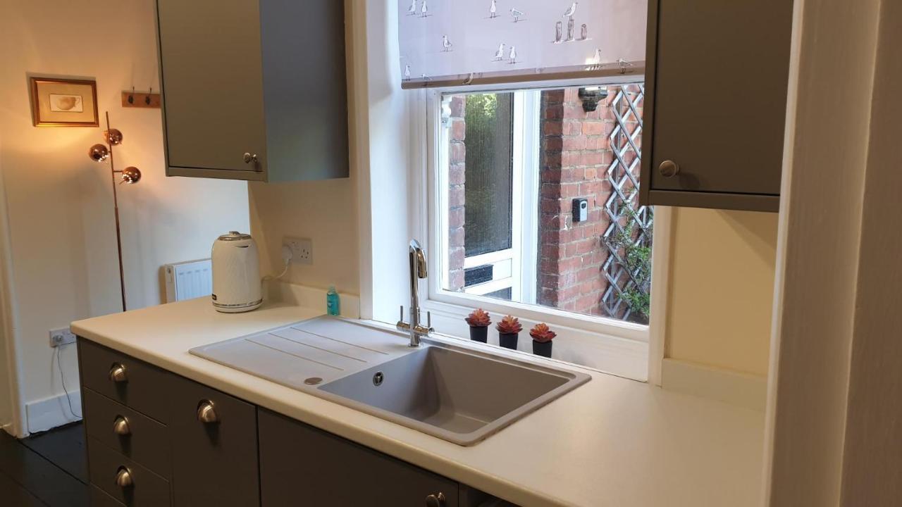 Beautiful Garden Apartment In Leafy St Leonards 5 Mins To Beach Ngoại thất bức ảnh